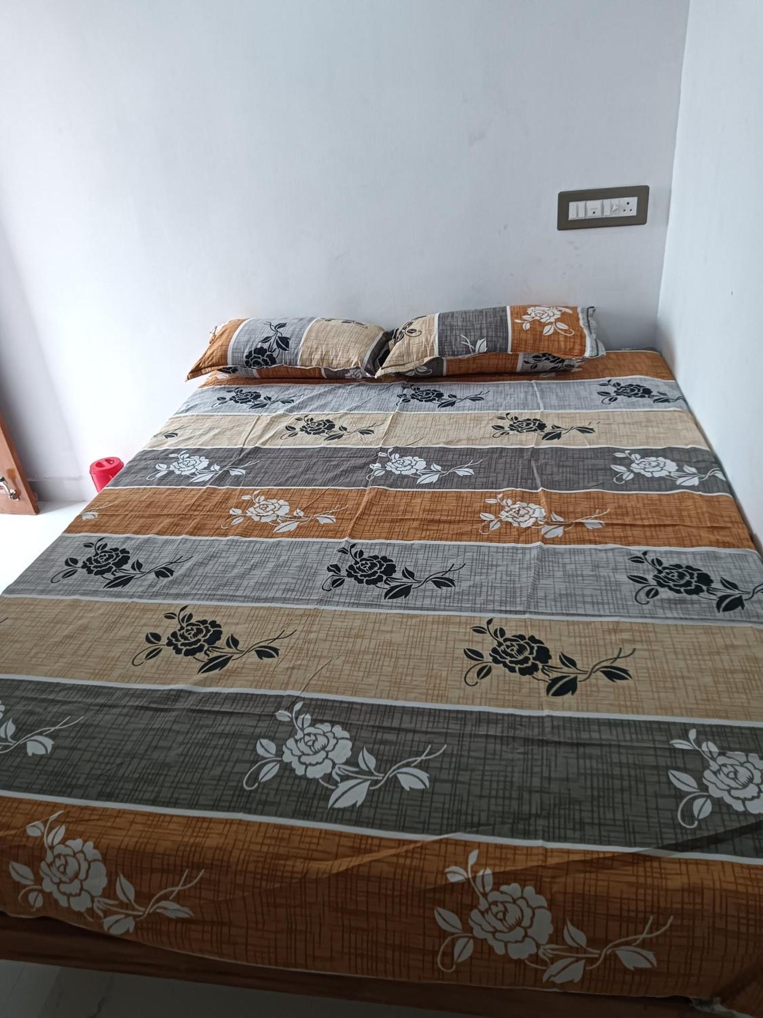 Vmg Vinayaga Residency Hotel Thiruchendur Exterior photo